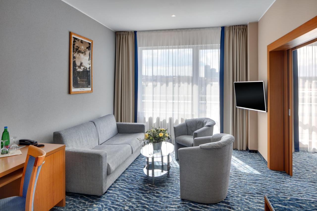 Avanti Hotel Brno Luaran gambar