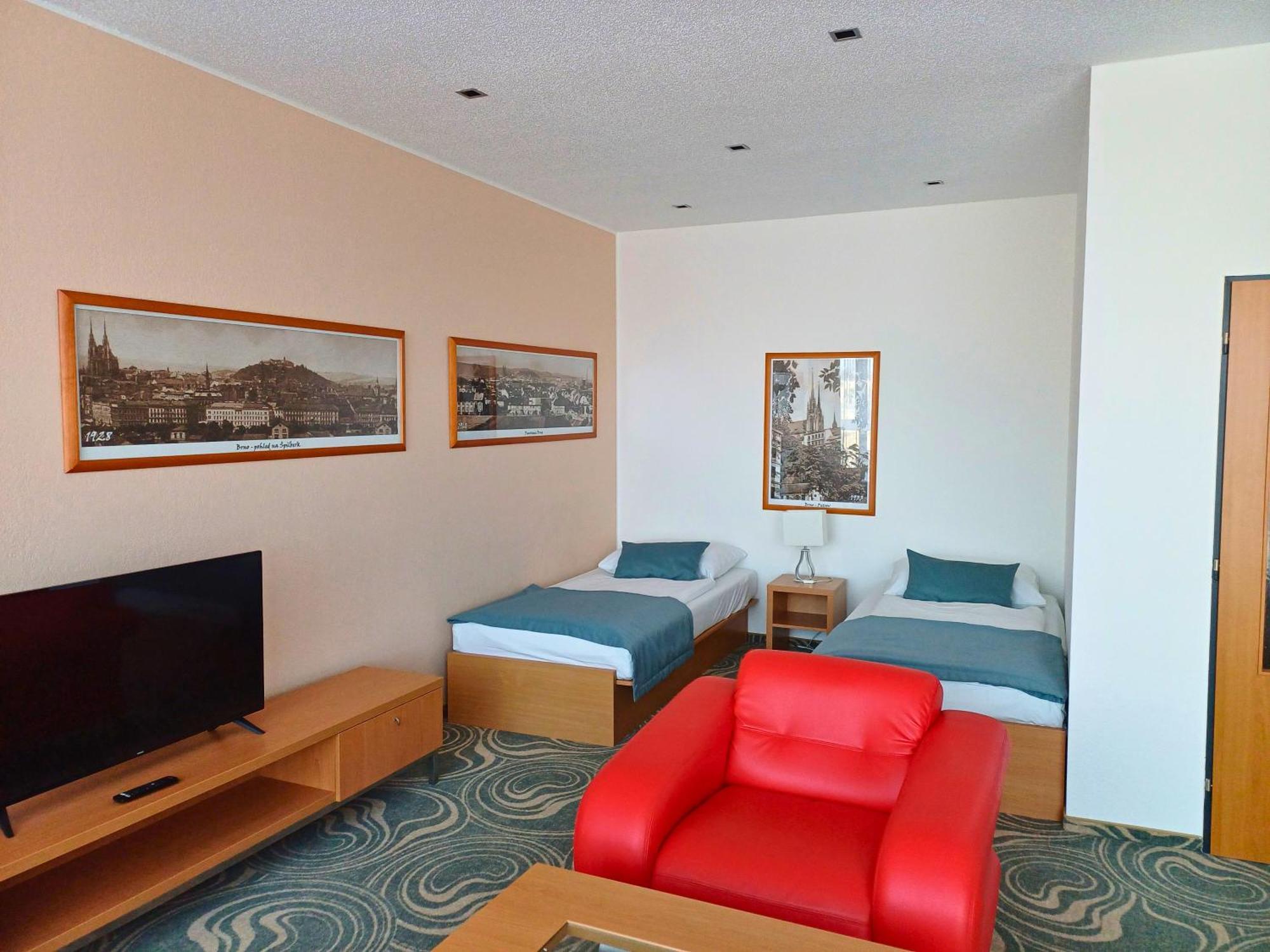 Avanti Hotel Brno Luaran gambar