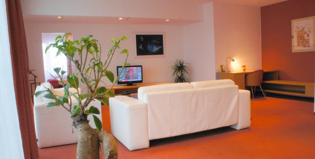 Avanti Hotel Brno Luaran gambar