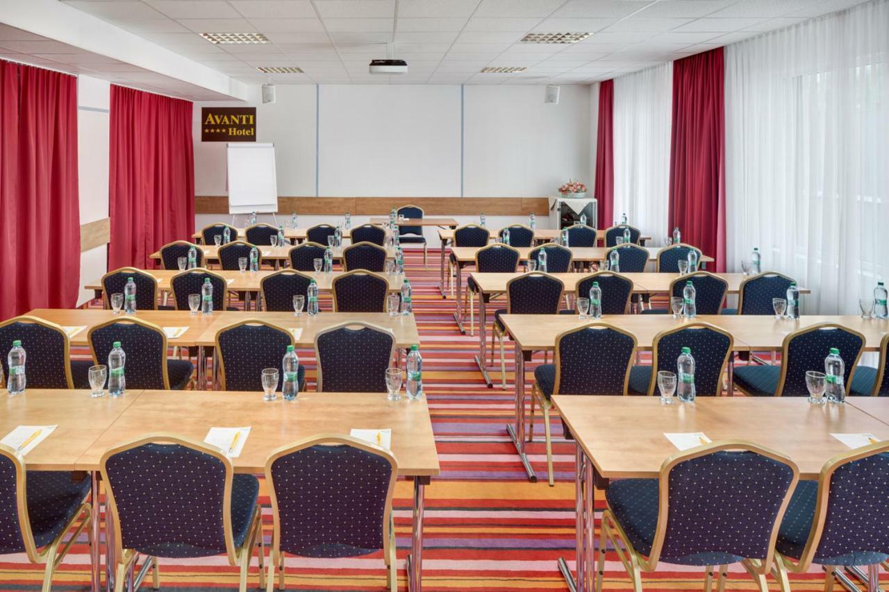 Avanti Hotel Brno Luaran gambar